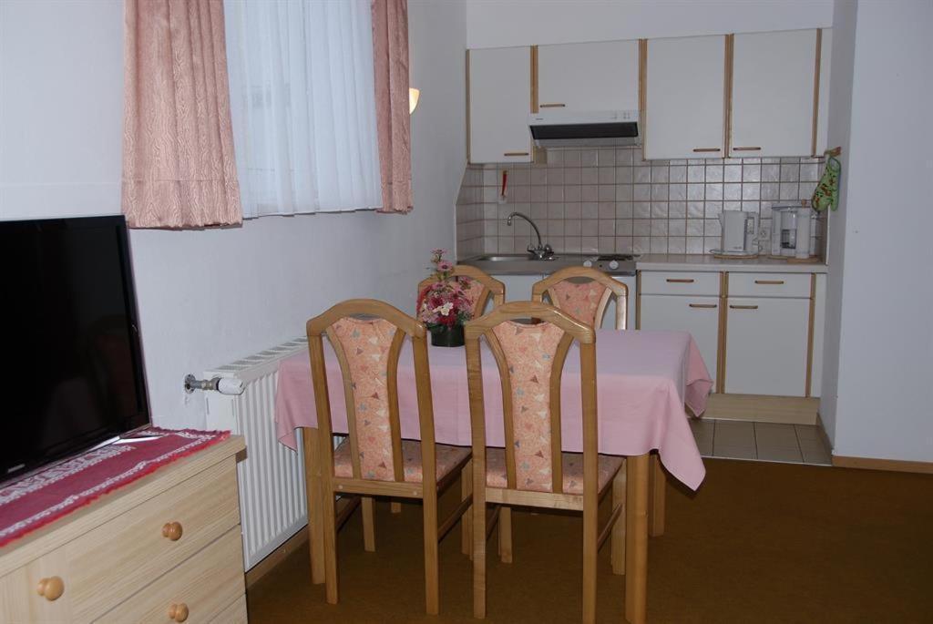 Pension & Appartement Fortin Bad Kleinkirchheim Exterior photo